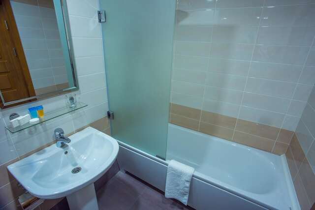 Отель Ani Central Inn Ереван-29