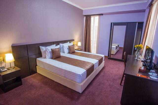 Отель Ani Central Inn Ереван-36