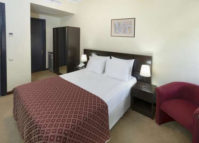 Отель Ani Central Inn Ереван-40
