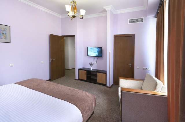 Отель Ani Central Inn Ереван-45